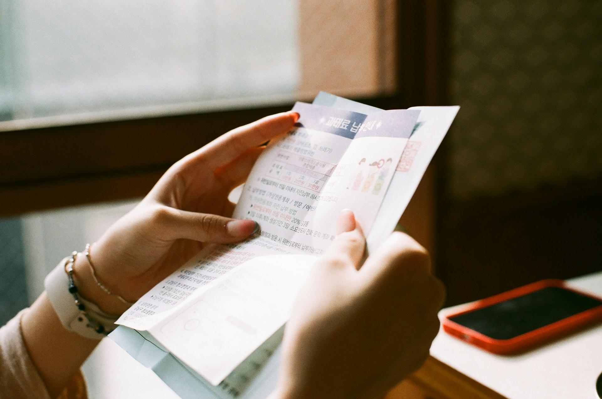 10 Sneaky, Simple Ways to Spend Less Money Every Day