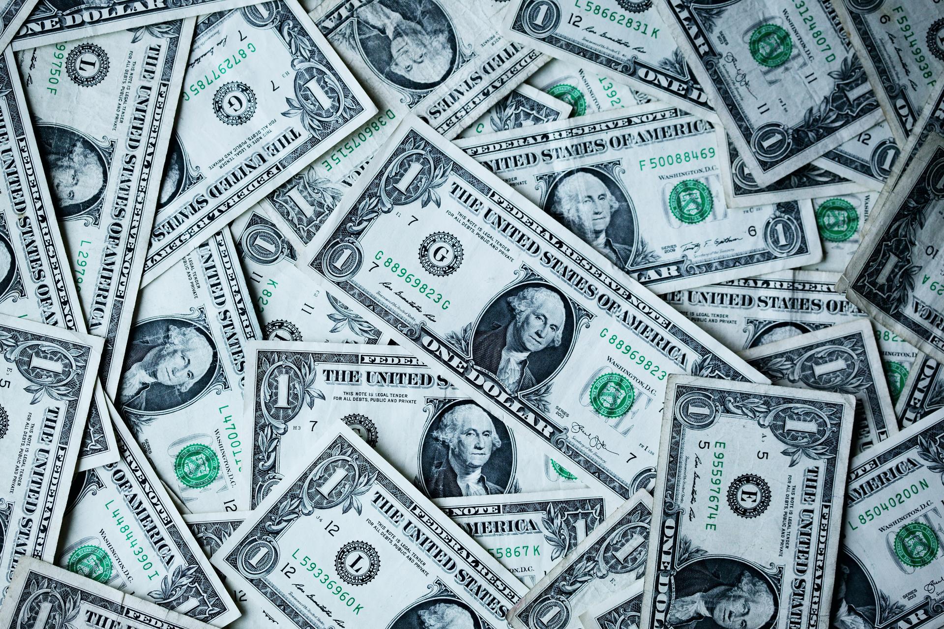 Smart Money Moves to Make When You Have A Little Extra Cash In Your Pocket